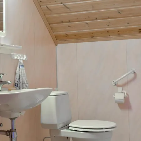 2 Bedroom Gorgeous In Vossestrand Apartamento